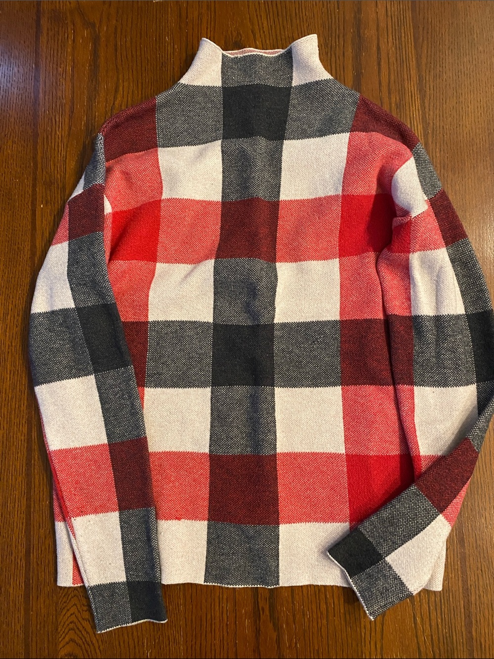 Tahari Cream, Red & Black Plaid Turtleneck Sweater Vest